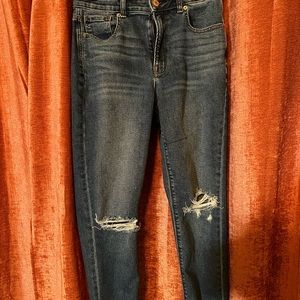 American eagle mom jeans
